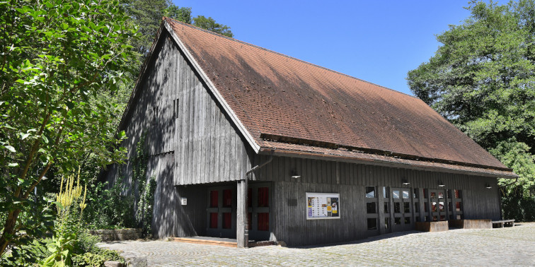 Kulturscheuer in der Mäulesmühle Kulturscheuer neben der Mäulesmühle im Siebenmühlental