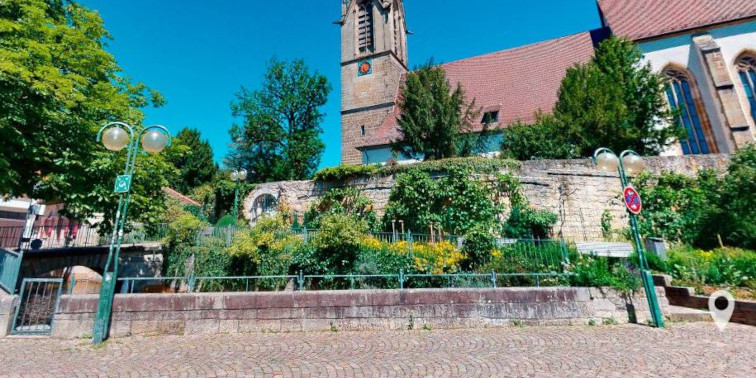 Der Kirchhof mit Mauer und Pfarrwette in Echterdingen
