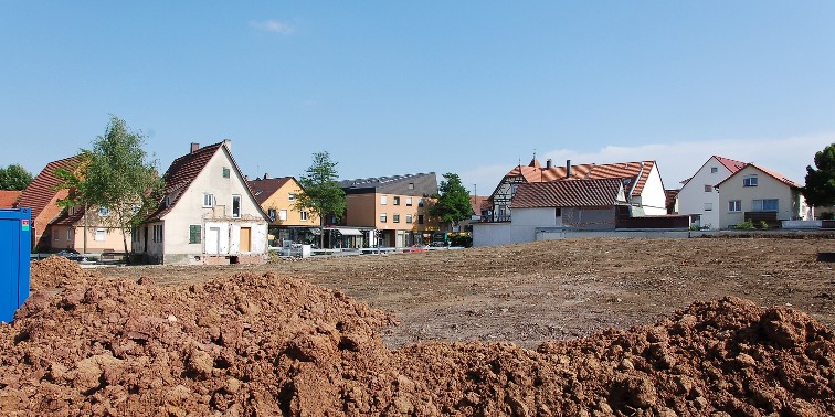 Freie Baufläche nach Erledigung der Abbrucharbeiten