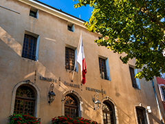 Rathaus der französischen Partnerstadt Manosque