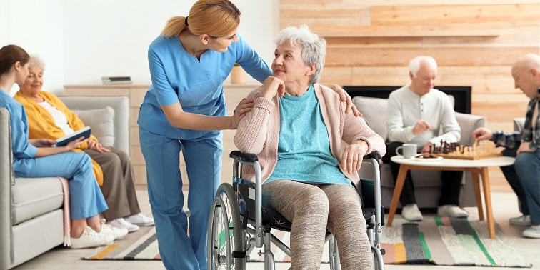 Friseurmeisterinnen an ihrem Stand auf einer Ausbildungsmesse