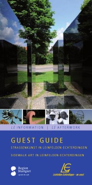 Historischer Steinbrunnen vor einem Fachwerkhaus, Teil eines Gästeführers zum historischen Pfad in Leinfelden-Echterdingen.