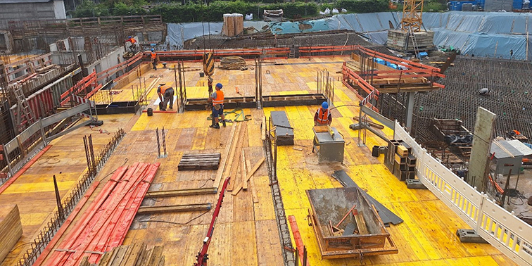 Baustelle Neubau Gartenhallenbad in Leinfelden