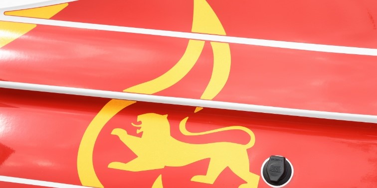 Fuerwehr-Logo auf einem Auto